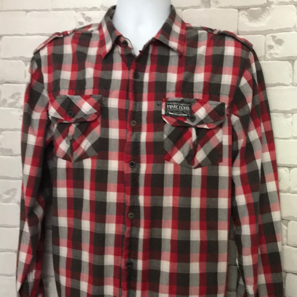 Men’s Marc Ecko long sleeve plaid shirt.